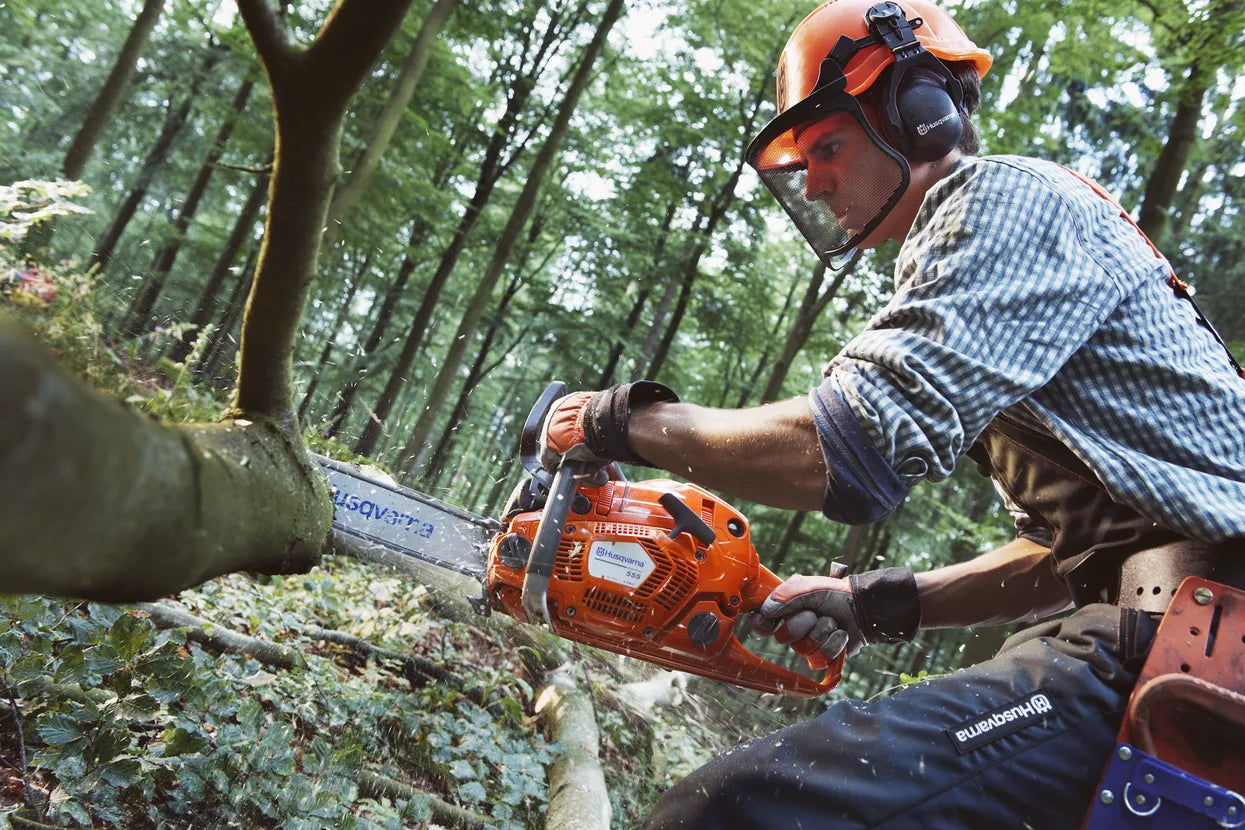 Husqvarna Chainsaw 555II