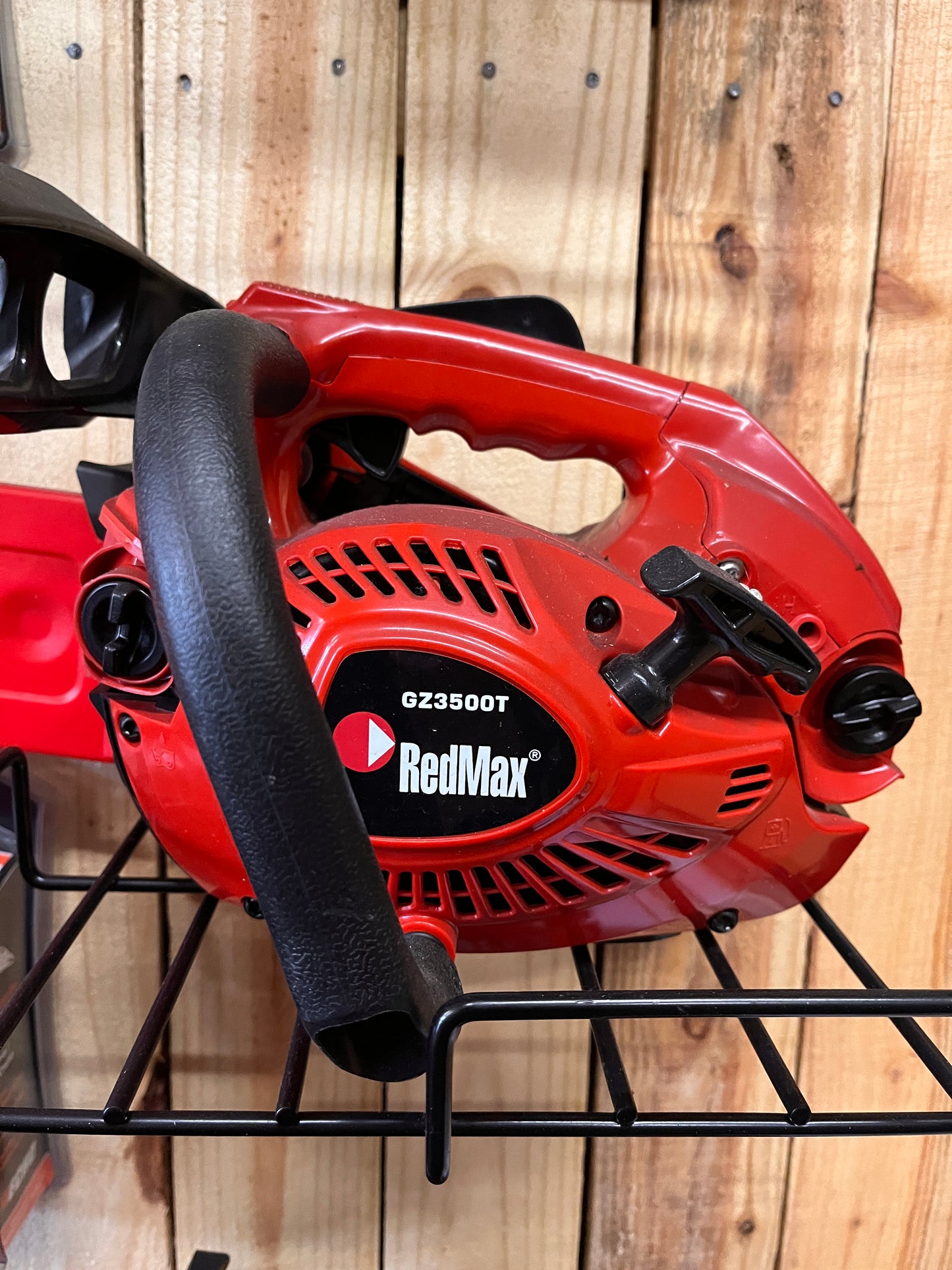 Close up of redmax gz3500T chainsaw